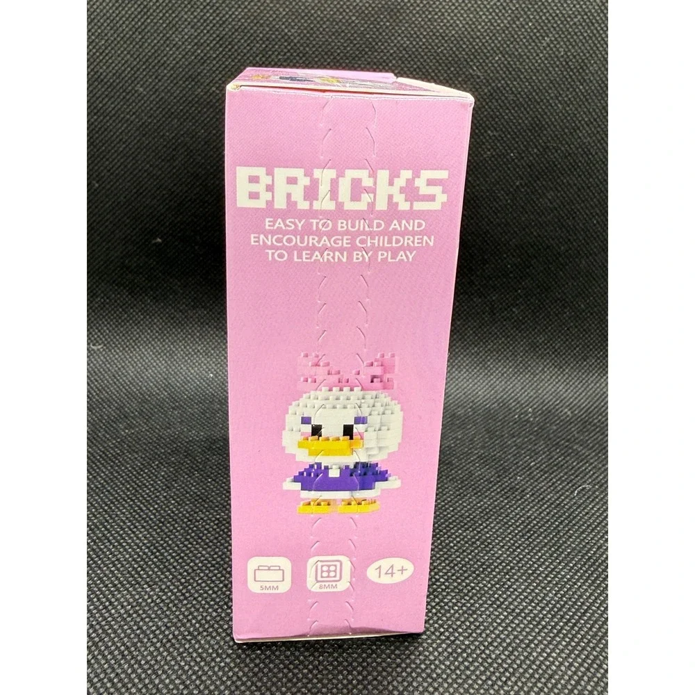 Bricks Make A Wise Life Daisy Duck Micro Building Block Set M3008 137pcs